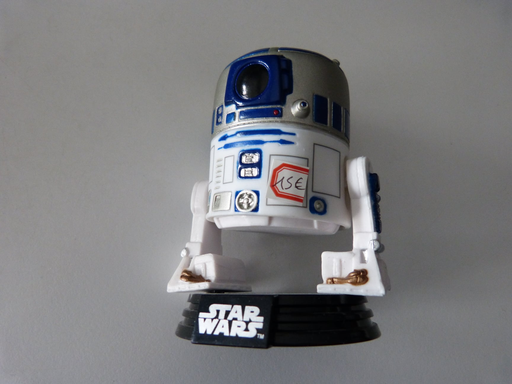 Pop star wars R2D2 sans boite