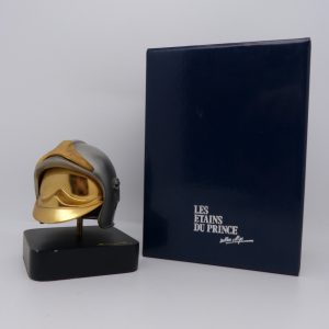 Trophet numéroté casque pompier les étains du prince