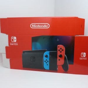 Boite Nintendo Switch v2 un peu abimée