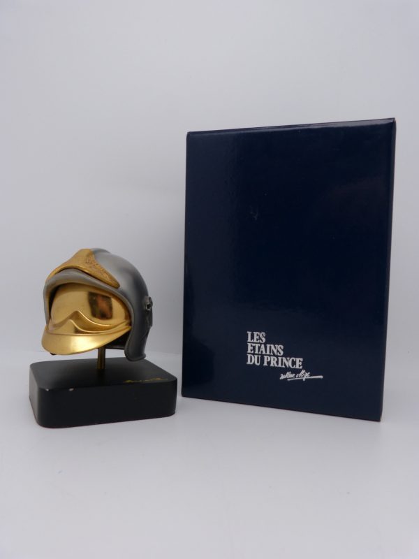 Trophet numéroté casque pompier les étains du prince