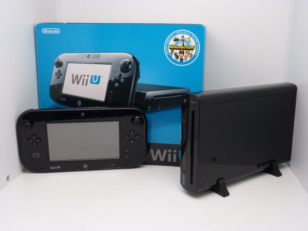 Console Nintendo Wii u en boite avec jeu Nintendo land