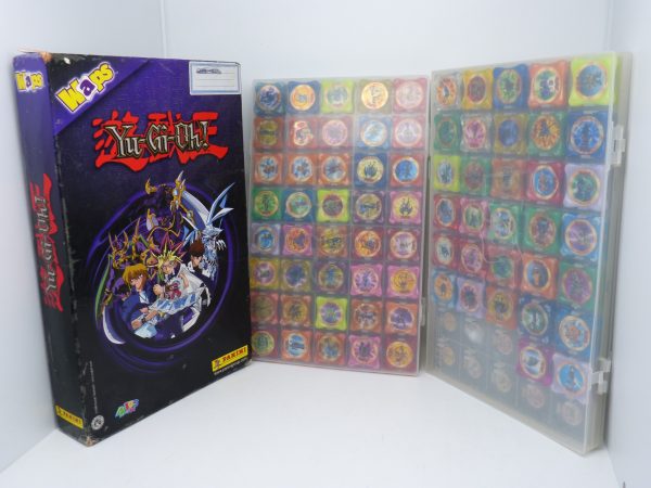 92 Waps Yu gi Oh + 1 classeur