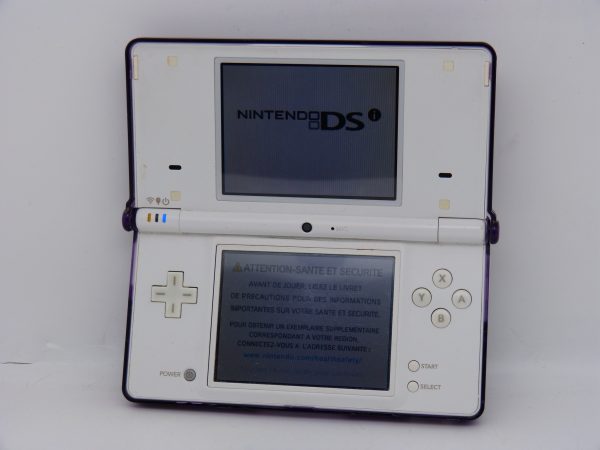 Console Nintendo DSi avec chargeur