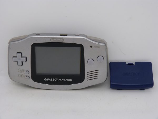 Console Nintendo Gameboy advance sans cache pile