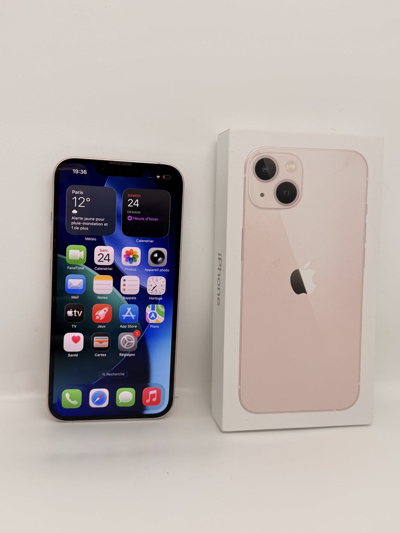 Iphone 13 128Go tous opérateurs batterie neuve, volume – ne fonctionne pas mais n’empeche pas le bon fonctionnement